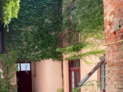 alee acces curte casa vanzare cumparare Sector 2 Bucuresti